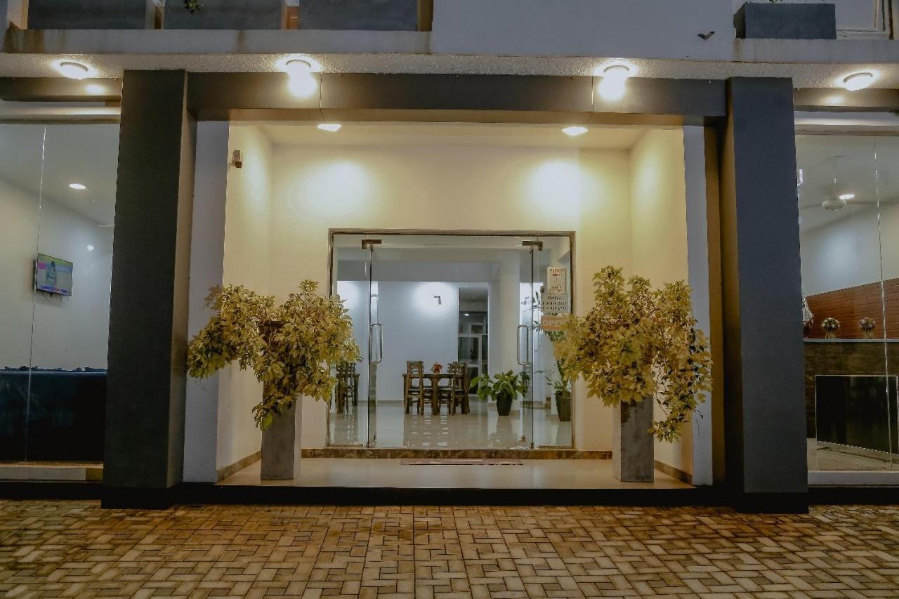 Lucky Transit Hotel - Katunayake Airport Экстерьер фото